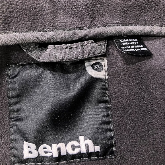 Women’s Bench Jacket - Picture 6 of 6